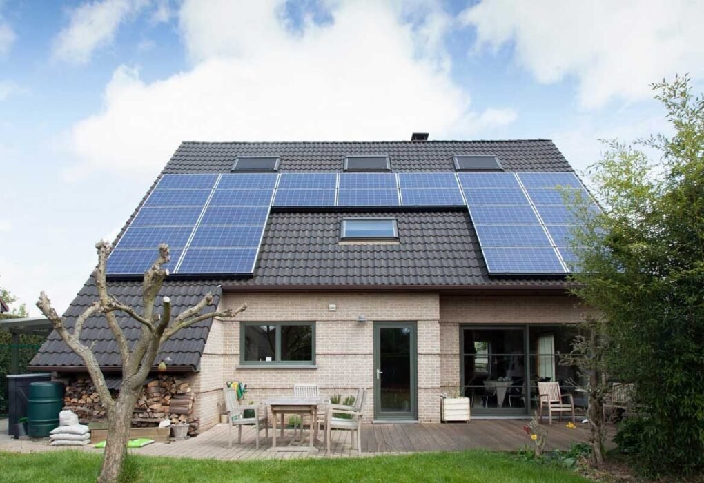 Hassle-Free Solar Panel