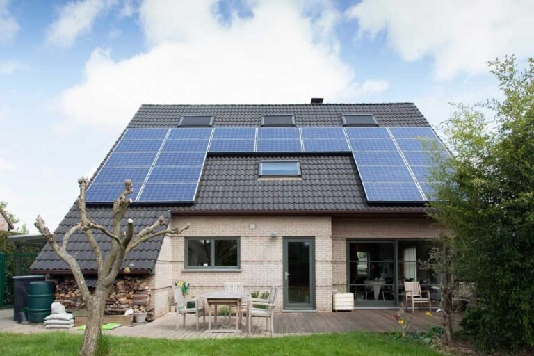 Hassle-Free Solar Panel